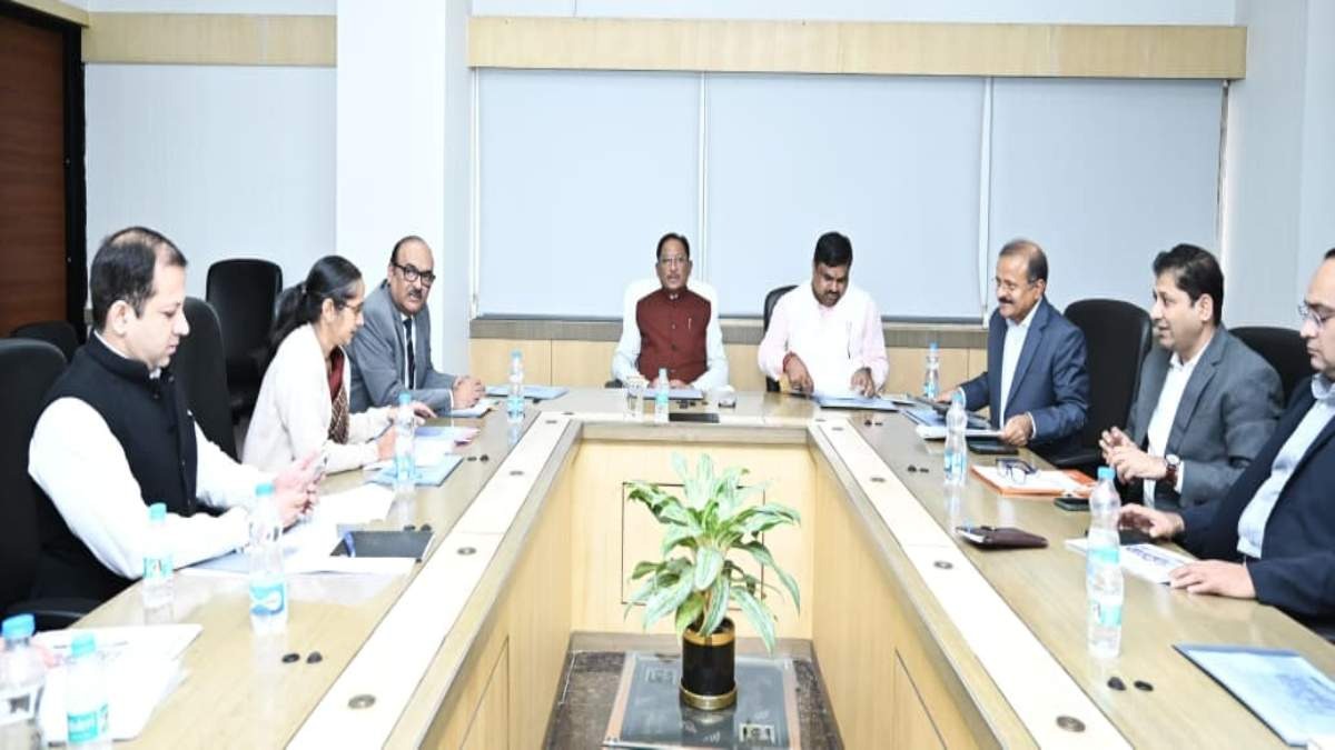 CG News: CM साय की अंजोर विजन 2047 पर उच्चस्तरीय समीक्षा बैठक, अधिकारियों को दिए निर्देश