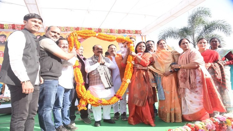 CG NEWS : डिप्टी सीएम ने अंबिकापुर में दी 82 करोड़ की सौगात, कई परियोजनाओं का लोकार्पण