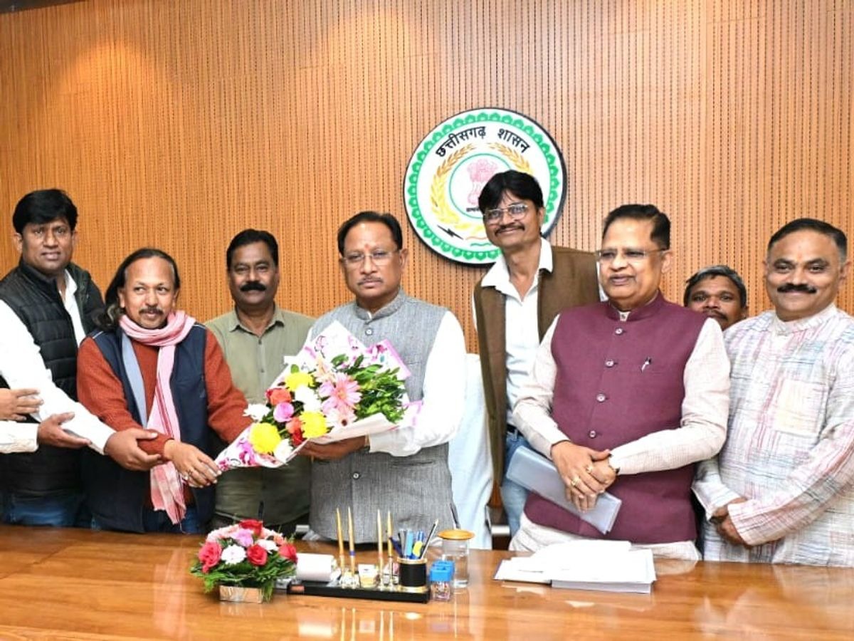 CG News: बिलासपुर एयरपोर्ट विस्तार को 150 करोड़, हवाई सुविधा जनसंघर्ष समिति ने जताया CM साय आभार