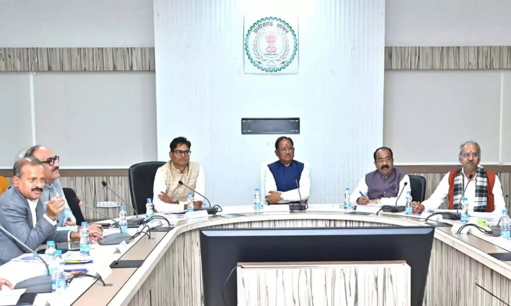 CG News: मुख्यमंत्री साय ने रायपुर शहर के समग्र विकास के लिए उच्चस्तरीय समीक्षा बैठक की अध्यक्षता की