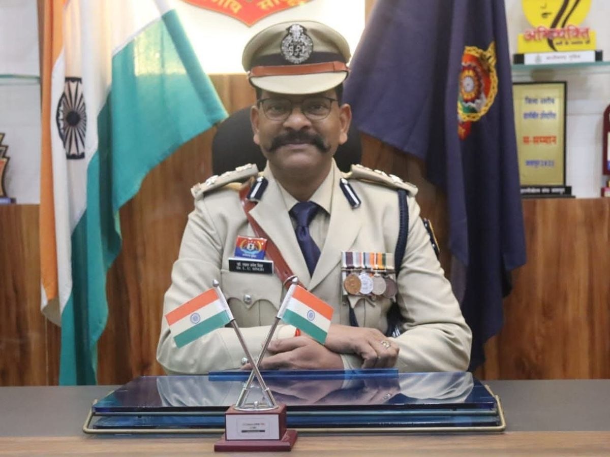 Jashpur News: डॉ. लाल उमेद सिंह बने जशपुर के 22वें पुलिस अधीक्षक, कानून-व्यवस्था मजबूत बनाने की उम्मीद