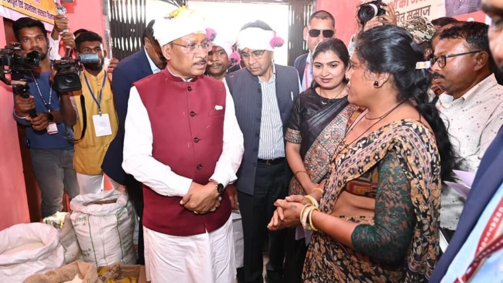 CG News: CM साय ने किया बालक आश्रम का निरीक्षण, अतिरिक्त कक्ष निर्माण की दी मंजूरी