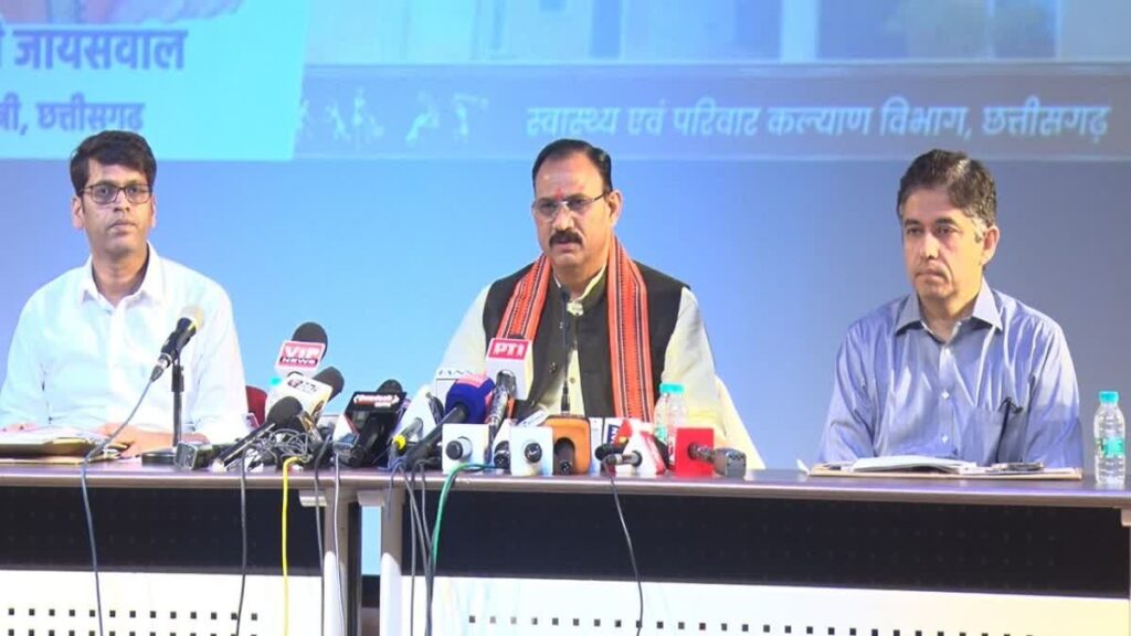 CG News: स्वास्थ्य मंत्री श्याम बिहारी जायसवाल ने प्रदेश की स्वास्थ्य उपलब्धियों और आगामी योजनाओं की जानकारी दी