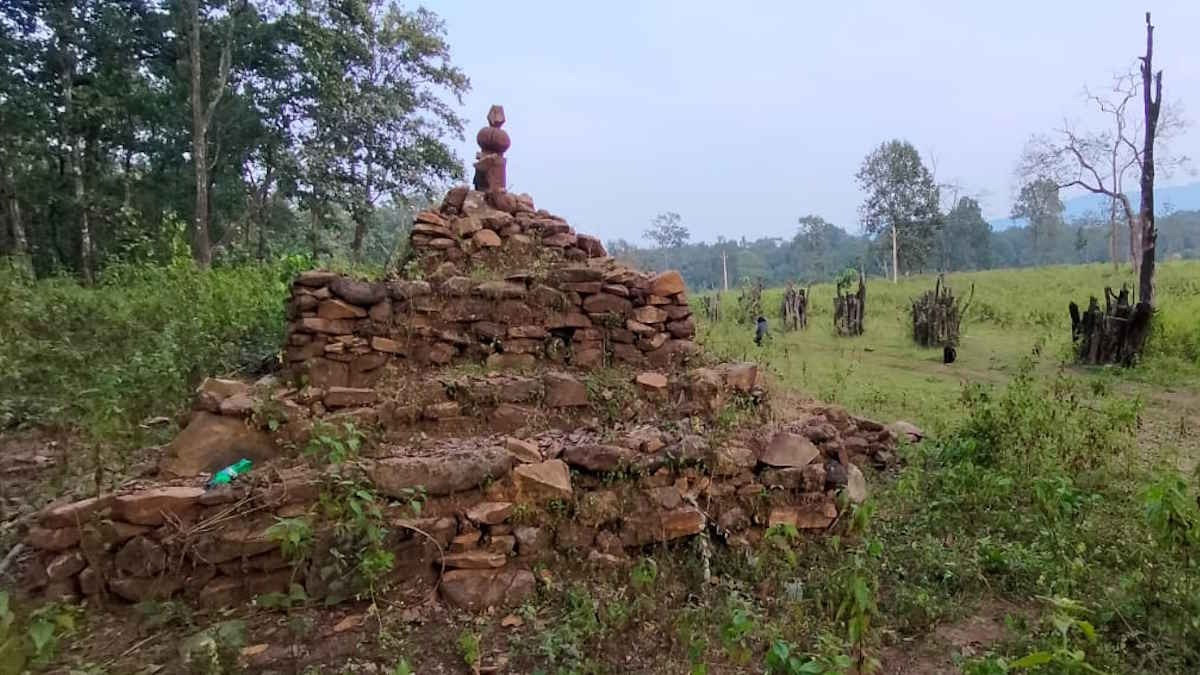 CG News: बस्तर का बदलता चेहरा, चांदामेटा नक्सलियों के गढ़ से सामान्य जीवन की ओर