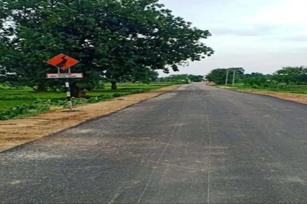 CG News: ग्रामीण विकास को रफ्तार: पंडरिया में 8.44 करोड़ के कार्यों का भूमिपूजन, अब गांवों तक पहुंचेगी पक्की सड़क