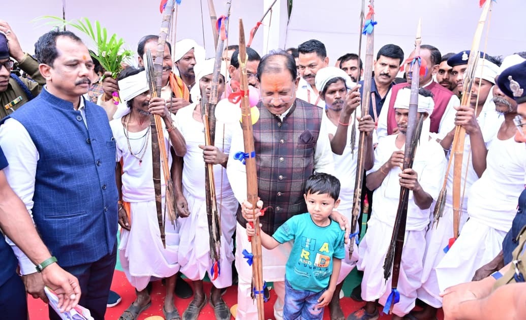 CG News: मुख्यमंत्री विष्णुदेव साय का 62वां जन्मदिवस बगिया और जशपुर जिले में हर्षोल्लास के साथ मनाया गया