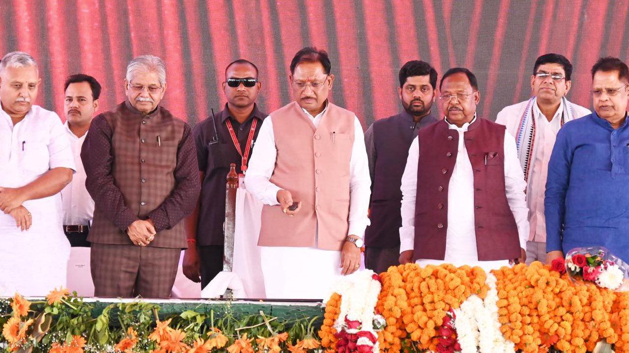 CG News: बिलासपुर में CM विष्णुदेव साय ने 263 करोड़ के विकास कार्यों का किया लोकार्पण-शिलान्यास, जिले को मिली नई रफ्तार