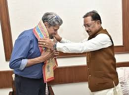 CG News: रायपुर में कपिल देव ने मुख्यमंत्री विष्णुदेव साय से की सौजन्य मुलाकात