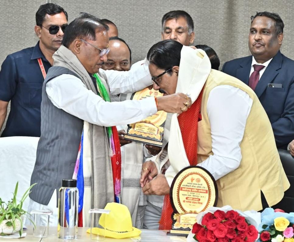 CG News : छत्तीसगढ़ राज्य नीति आयोग के उपाध्यक्ष बने गणेश शंकर मिश्रा, मुख्यमंत्री साय ने दी शुभकामनाएँ