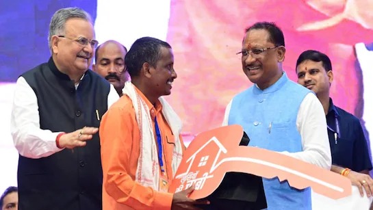 CG News: छत्तीसगढ़ ने बनाया नया कीर्तिमान: वित्तीय वर्ष 2025-26 में 5 लाख प्रधानमंत्री आवासों का निर्माण पूरा