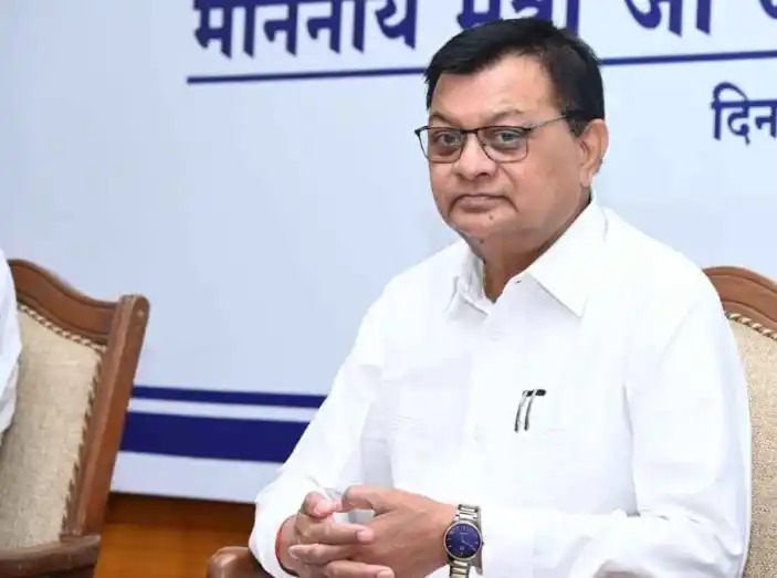 CG News: बलरामपुर में औद्योगिक और श्रम बजट 2026-27: मंत्री लखनलाल देवांगन के विभागों के लिए 1,823 करोड़ रुपए से अधिक की अनुदान मांगें पारित