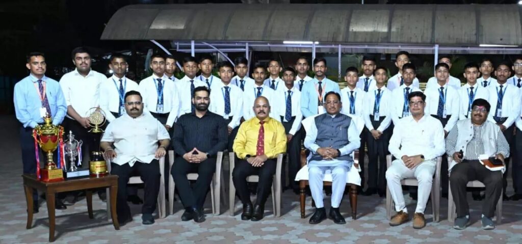 CG News: मिलिट्री पाइप बैंड प्रतियोगिता में राष्ट्रीय स्तर पर तृतीय स्थान, मुख्यमंत्री विष्णु देव साय ने छात्रों को दी बधाई