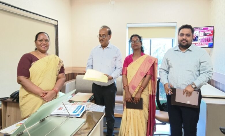 CG News: छत्तीसगढ़ का 'रोजगार मॉडल' अब झारखंड में, CM हेमंत सोरेन को सौंपी जाएगी 'रोजगार और नियोजन' पत्रिका