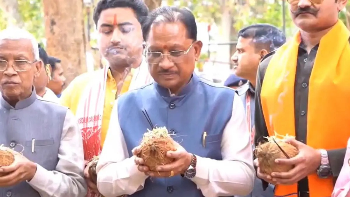 CG News: जशपुर में सरहुल महोत्सव में शामिल हुए सीएम विष्णु देव साय, परंपरा और विकास पर दिया जोर