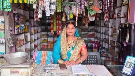 CG News: हरमनिया देवी बनीं ‘लखपति दीदी’ मुख्यमंत्री साय की योजनाओं से बदली जिंदगी, अब बच्चों को दिला रहीं बड़े शहर में शिक्षा