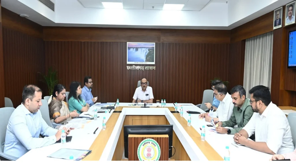 CG News: छत्तीसगढ़ में 21 जून को भव्य योग दिवस की तैयारी, मुख्य सचिव ने की उच्च स्तरीय समीक्षा